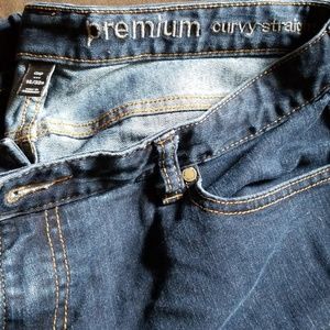 Gap Size 14 Premium Curvy Straite leg jean